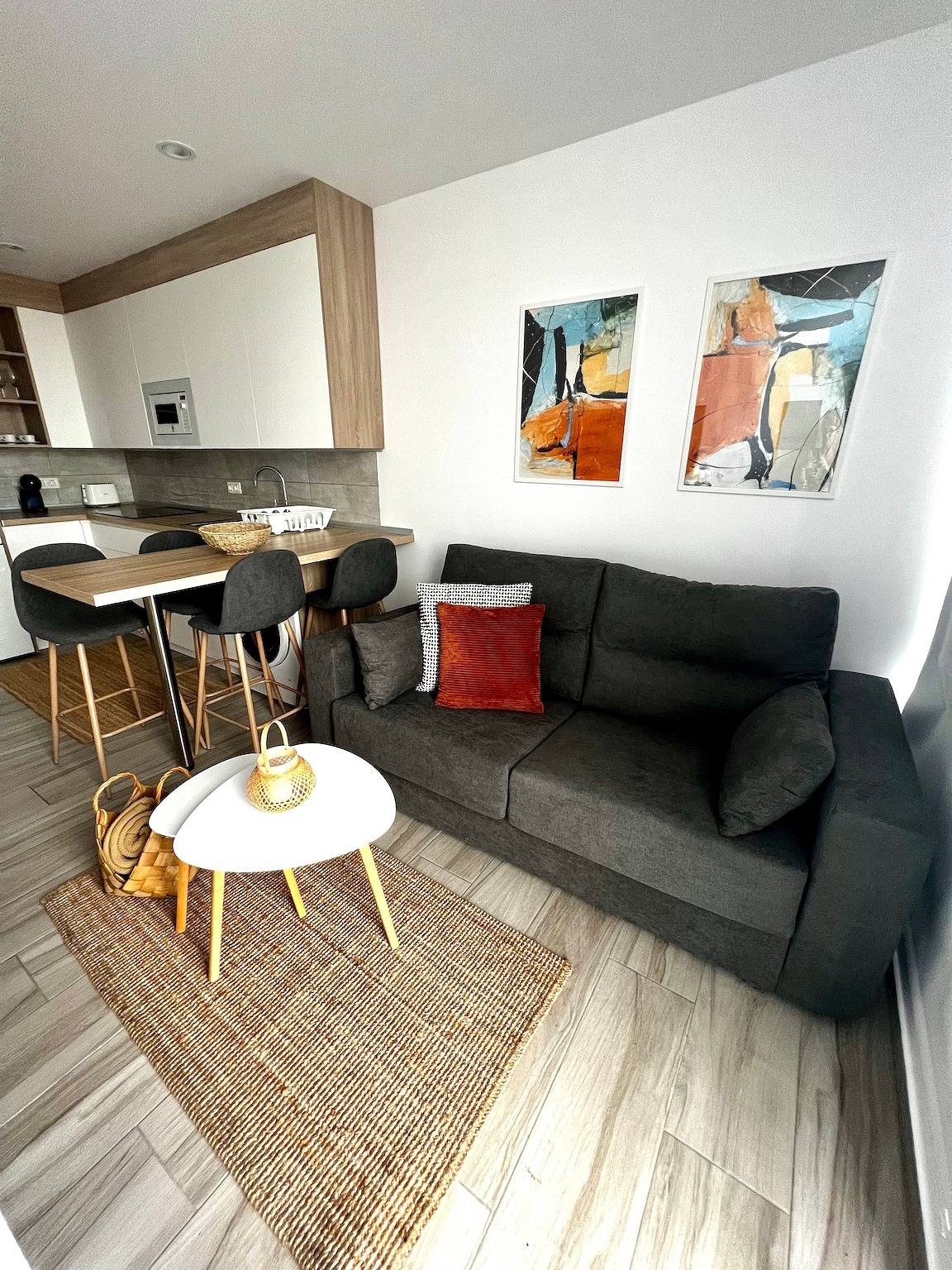 Appartement entier, Appartement de vacances 'Bluebell L6' avec Wi-Fi et climatisation in Adeje, Tenerife du Sud
