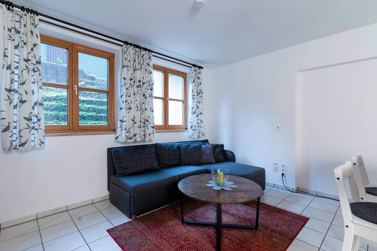 Ganze Wohnung, Two-Bedroom Apartment in Finning, Ammersee