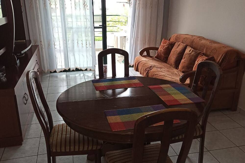 Ganze Wohnung, Διαμέρισμα Αριάδνη Καμένα Βούρλα 100 μέτρα από τη θάλασσα in Kamena Vourla, Fthiotida