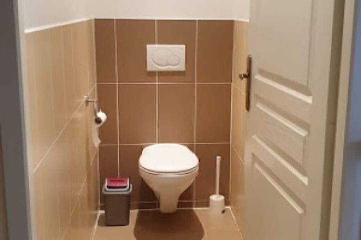 Location de vacances pour 6 personnes, avec piscine et jardin ainsi que sauna et jacuzzi à Saint-Frajou - 3