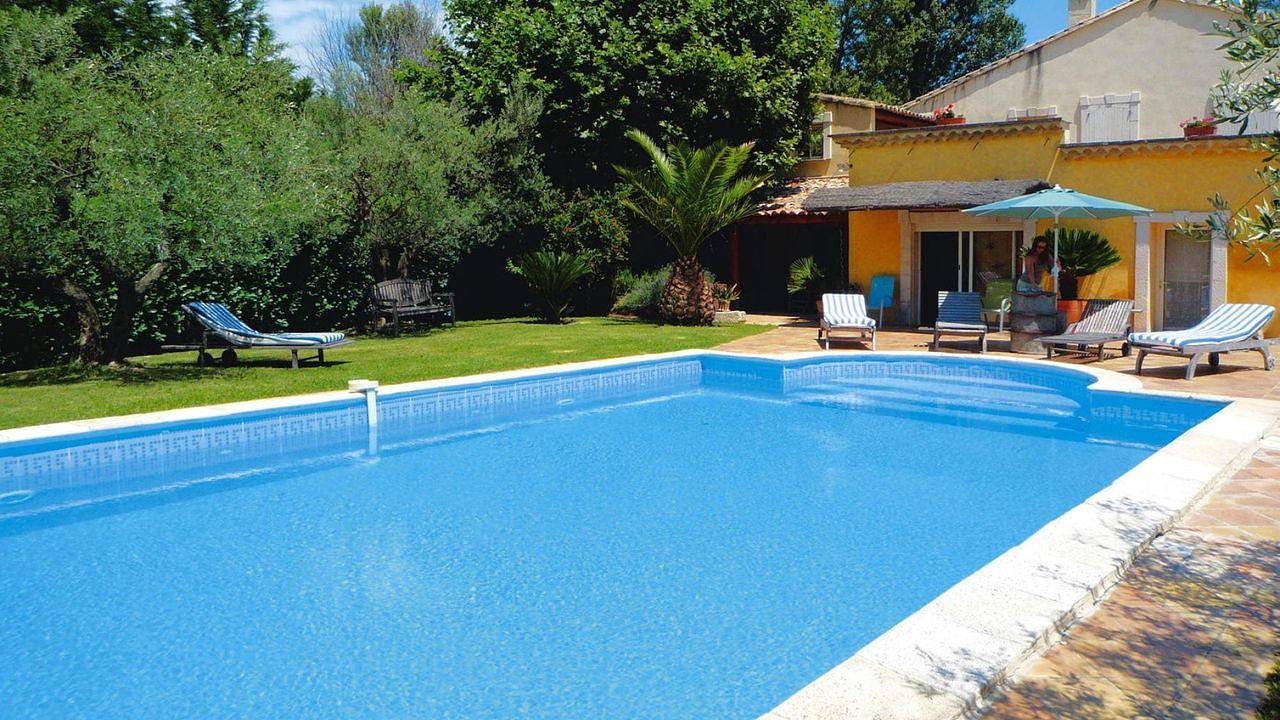 Ferienhaus für 4 Personen (100 m²) in Noves in Noves, Region de Arles