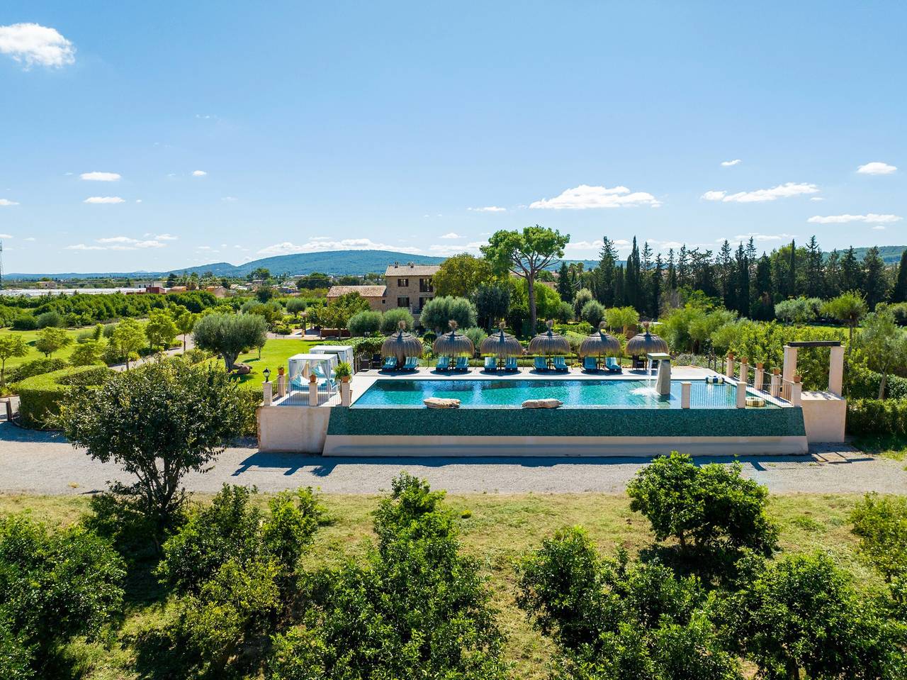 Villa 'Cas Metge Matas' avec piscine privée, Wi-Fi et climatisation in Santa Maria del Cami, Majorque l'intérieur des terres