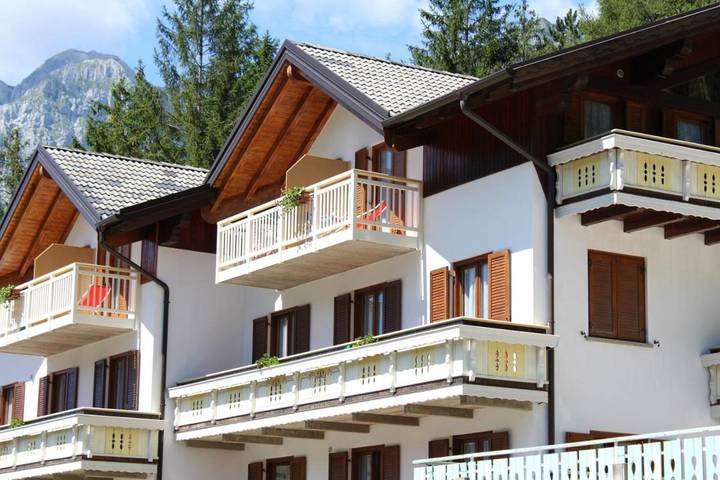 Gîte pour 4 personnes, avec vue et jardin à Molveno - 2