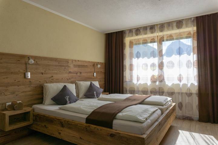 Gîte pour 4 personnes, avec balcon et jardin, adapté aux familles à Pertisau - 2