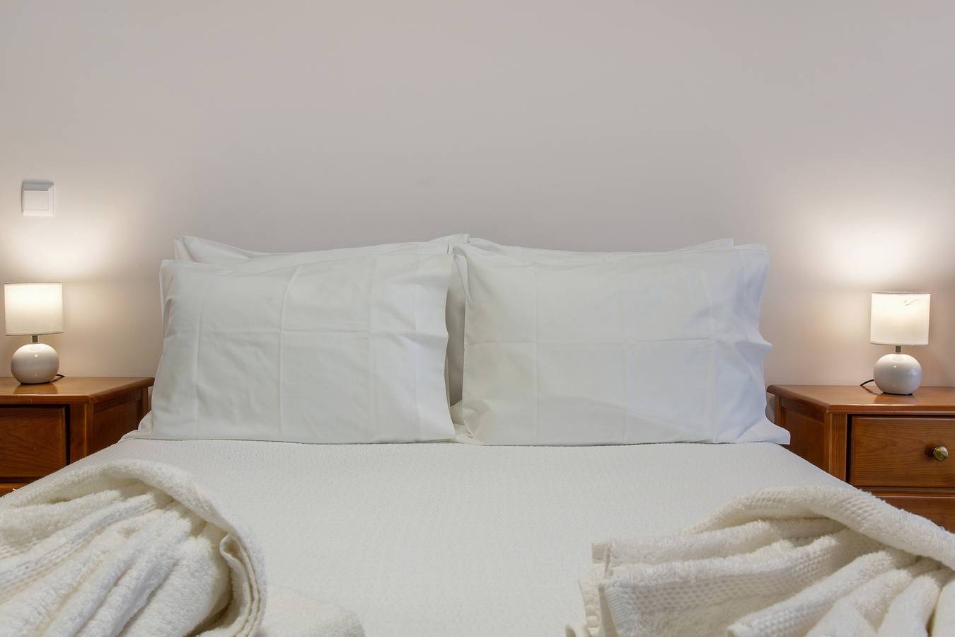 Zimmer 'Carina' mit Meerblick, Gemeinschaftsterrasse und Wi-Fi in Caniço, Madeira