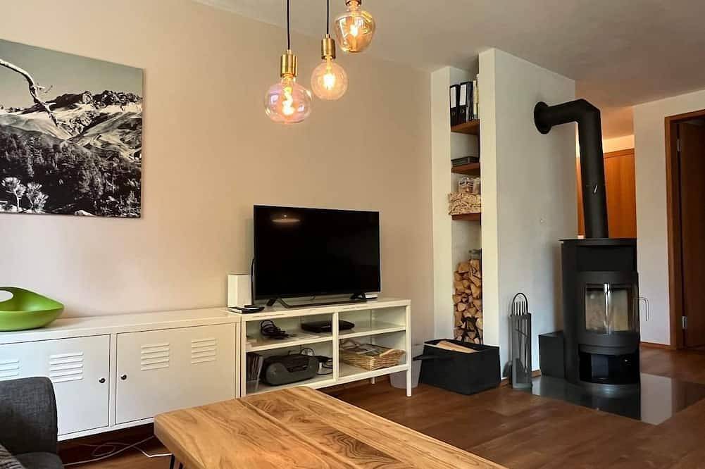 Ganze Wohnung, Ferienwohnung Zernez für 1 - 6 Personen mit 2 Schlafzimmern - Ferienwohnung in Zernez, Unterengadin
