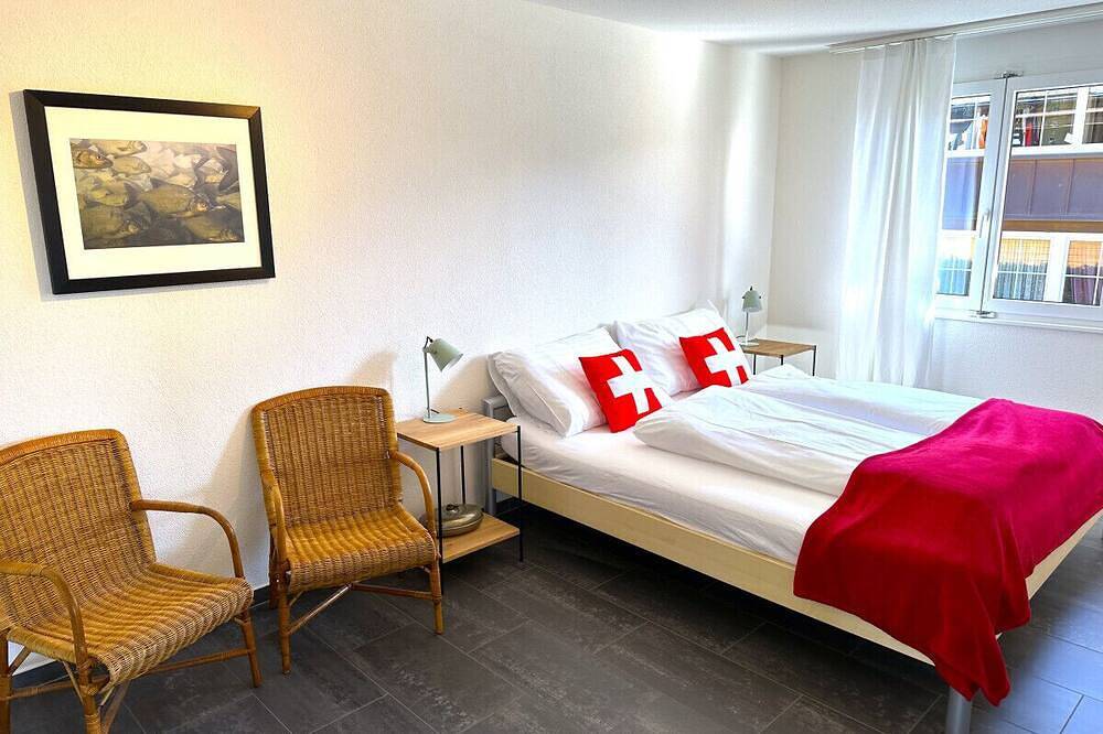 Ganze Wohnung, Swisshut Stunning Views Alps & Lake - Apart. Innerdorf in Sigriswil, Thunersee