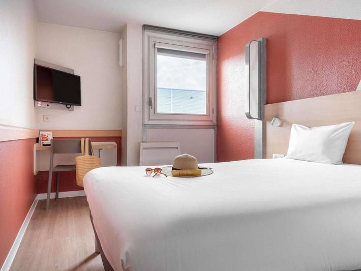 Hôtel pour 2 personnes, avec jardin et terrasse à Mondeville