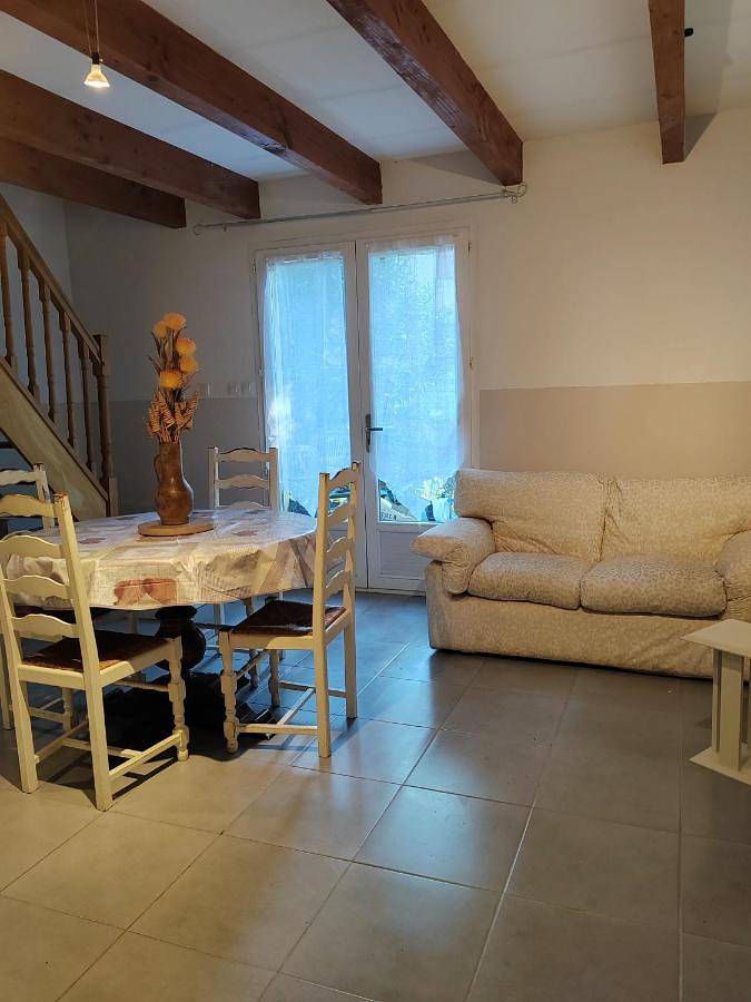 Gîte pour 3 personnes, avec jardin à Nant - 4