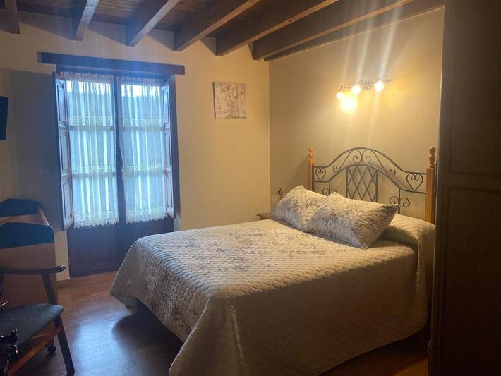 Casa rural para 10 personas, con vistas y balcón en Sierra del Sueve - 2