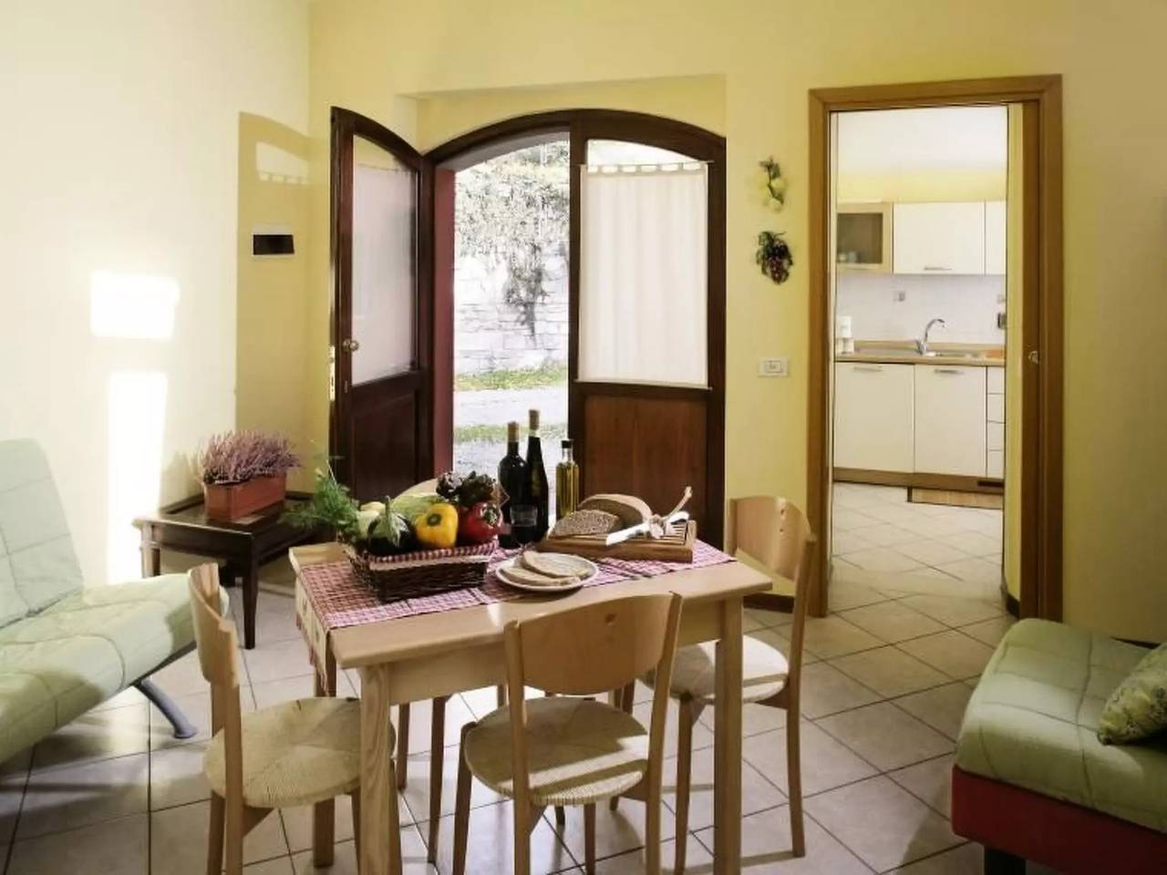 Entire apartment, 4 Pièces 4 Personnes in Assisi, Perugia Province