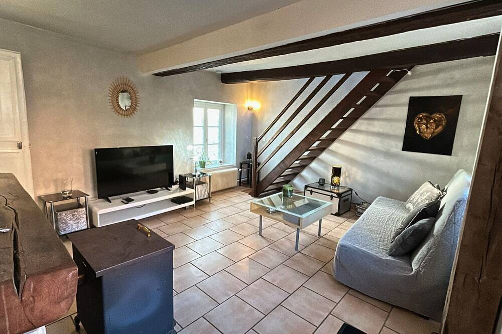 Les Gîtes de Pronleroy : Longère de Charme Évasion Nature et Jacuzzi in Pronleroy, Oise