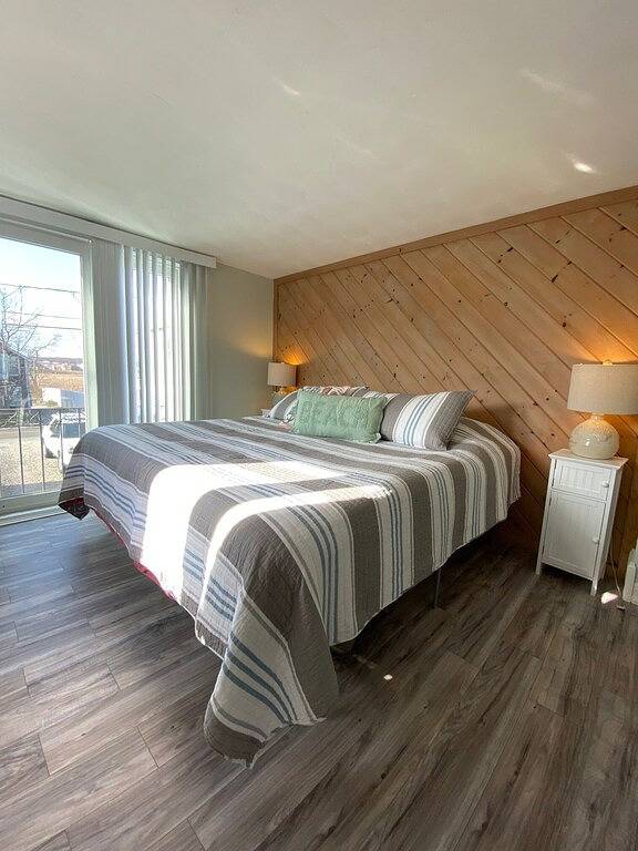 Waterfront Beach House in Clinton, Connecticut