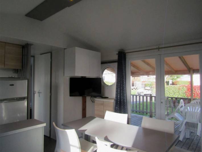 Mobil home pour 8 personnes, avec bassin pour enfant à Saint-Christophe-du-Ligneron - 3