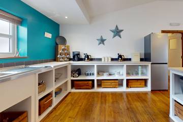 Vacation Rental for 10 Guests in Gwynedd, North-Wales, Picture 4