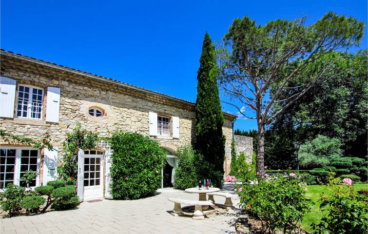 Location de vacances pour 23 personnes, avec piscine et jardin à Loriol-sur-Drôme - 3