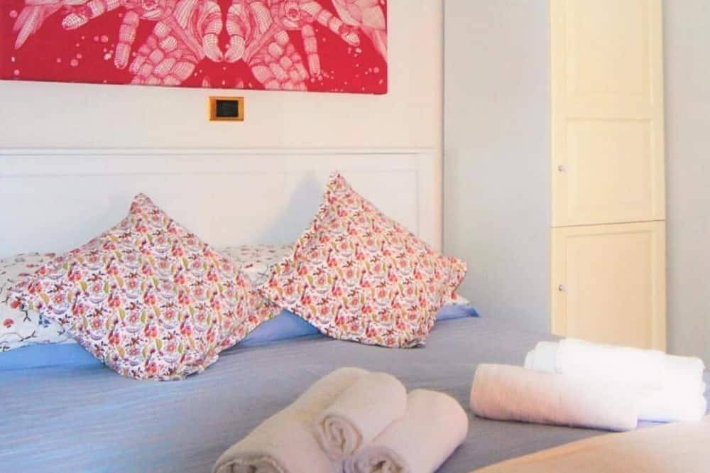 Ganze Wohnung, Studio apartment near the sea, with garden and private parking \" The Seagull\" in Fiumaretta di Ameglia, Ameglia Gemeinde