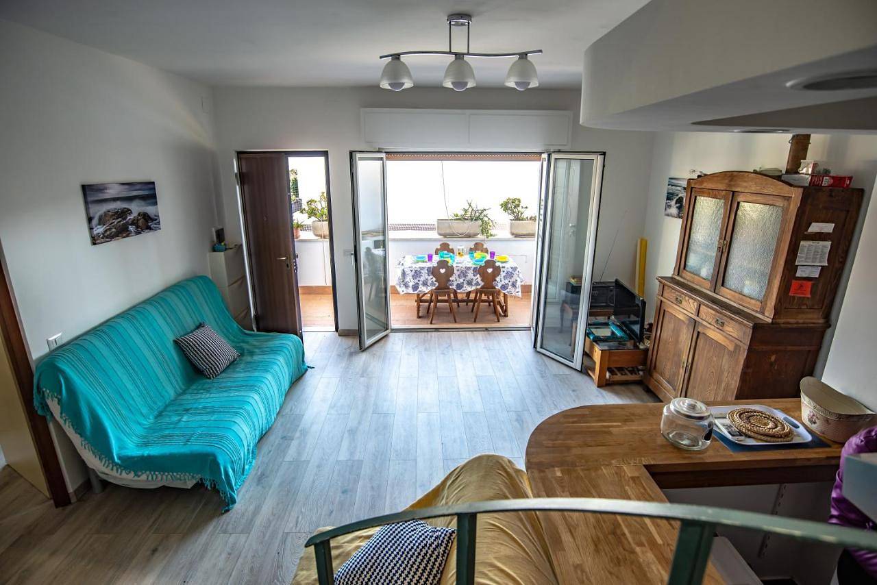 Appartement entier, Two-Bedroom Apartment with Balcony in Santa Severa, Santa Marinella