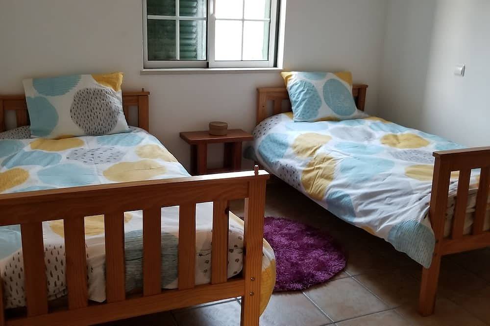 Schöne Villa für 6 - max. 8 Personen im Naturschutzgebiet der Costa Vicentina in Arrifana, Aljezur