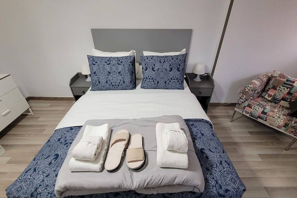 Apartamento entero, B.O.D Apartaments Collblanc  Zona Camp Nou in Hospitalet de Llobregat, Barcelonés