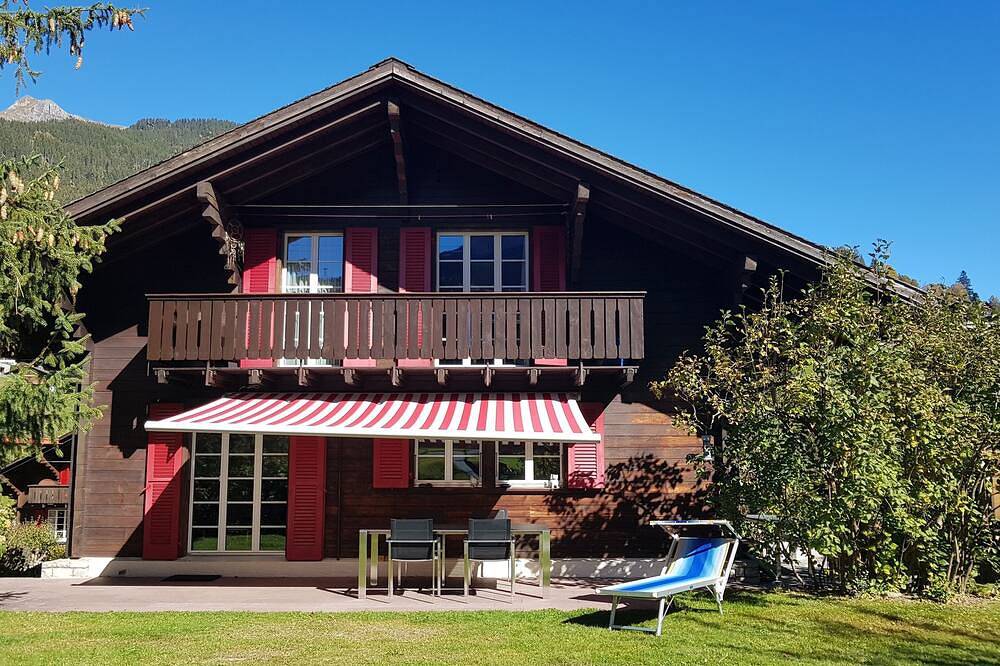 Gemütliches Chalet mit großem Garten & Bergblick, Garage, Wifi, E-Auto Ladegerät in Schwendi b. Grindelwald, Grindelwald