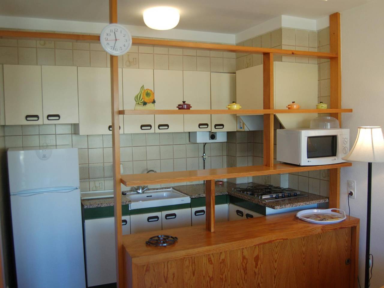 Ganze Wohnung, Helle Wohnung mit Terrasse und Parkplatz, 50m vom Strand entfernt in Platja d'en Jordi (Llanca), Platja Grifeu