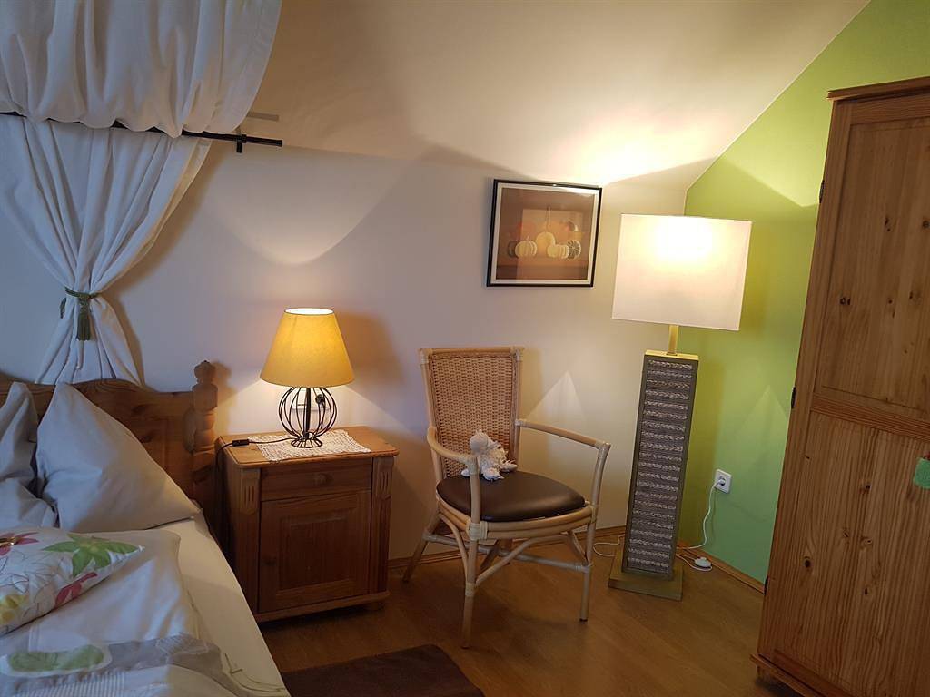 Ganze Ferienwohnung, Familienzimmer in Südoststeiermark, Fehring