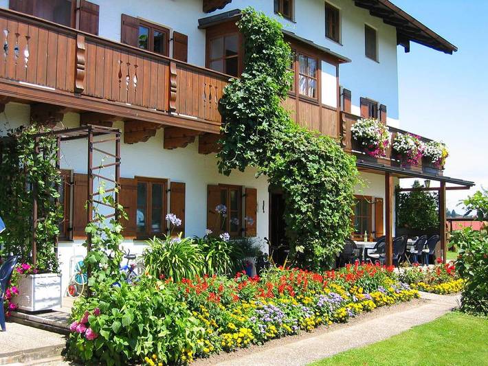 Ferienhaus für 2 Personen, mit Balkon und Terrasse sowie Garten in Seebruck - 2