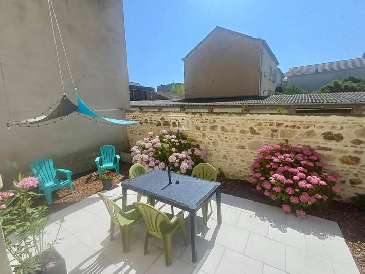 Ferienwohnung für 5 Personen, mit Terrasse und Garten - 1