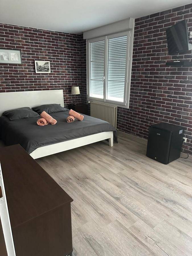 Twin Room in Fontguenand, Vallée de la Loire