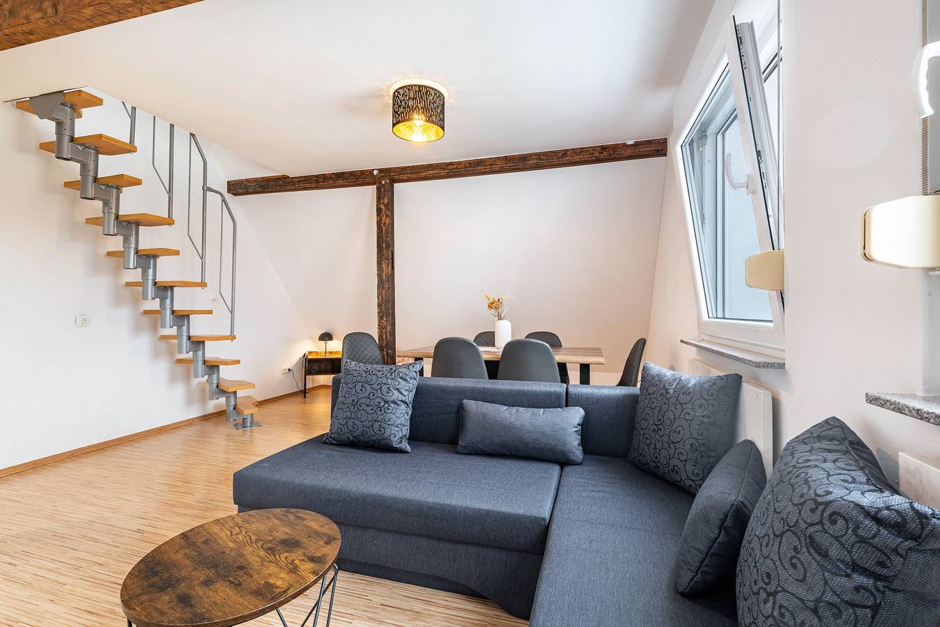 Ganze Wohnung, Apartment 'Az-Living Heppenheim' mit Bergblick und Wlan in Heppenheim, Bergstraße