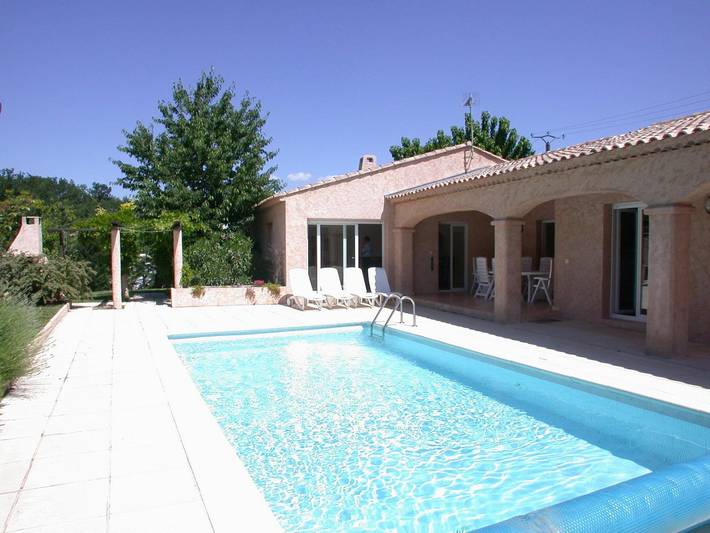 Location de vacances pour 10 personnes, avec jardin et piscine, animaux acceptés à Saint-Paul-en-Forêt