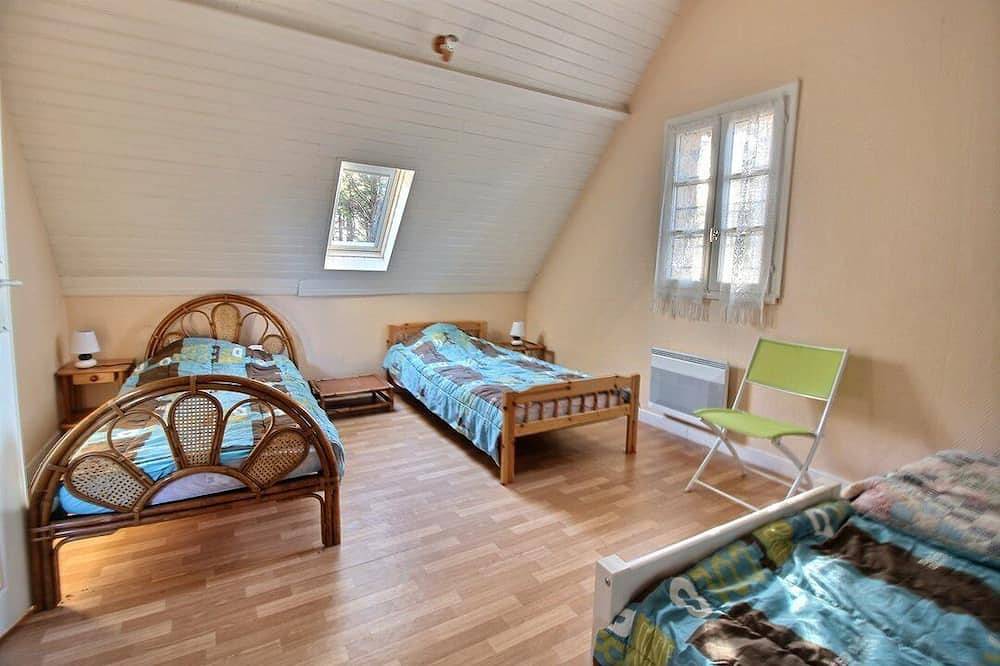 34 Bruyeres : House with garden, 4 bedrooms for 8 people, near beach and town center in Hardelot Plage, Neufchâtel-Hardelot