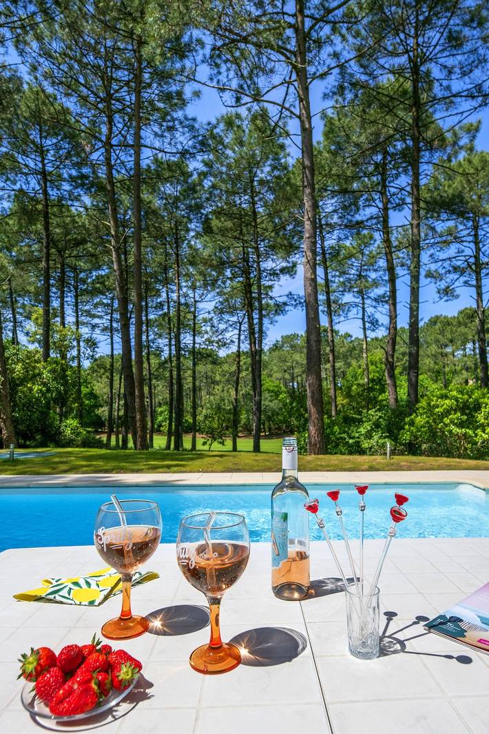 Villa pour 8 personnes, avec terrasse et piscine en Gironde - 4