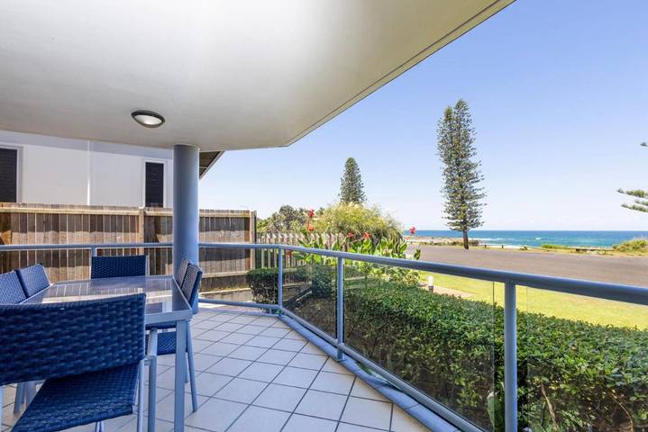 Vakantieappartement voor 6 personen, with uitzicht and balkon as well as zwembad - 1