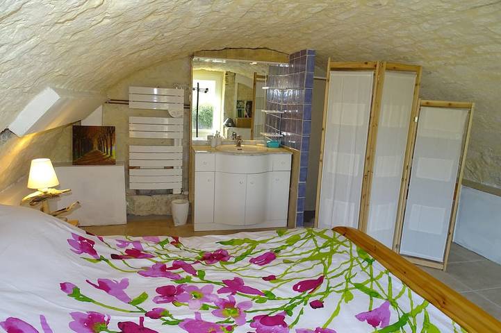 Location de vacances pour 8 personnes, avec jardin ainsi que piscine et sauna à Bagat-en-Quercy - 4