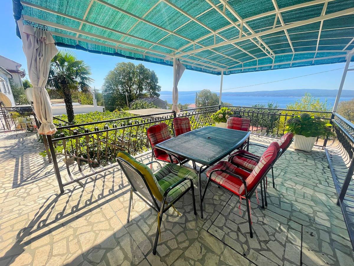 Appartamento vacanze a Kvarn a partire da 108€ a notte