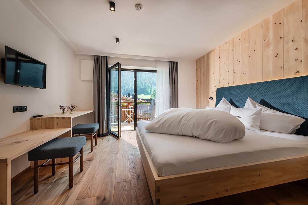 Ganze Wohnung, Apartment 'Chalet Rudla für 2 Personen' mit Bergblick, Gemeinschaftsgarten und Wlan in Sexten, Sextener Dolomiten