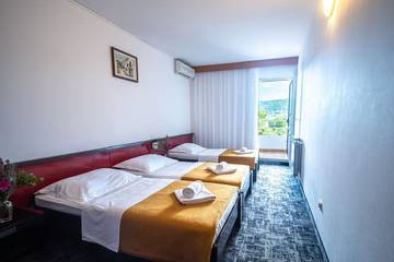 Maison D’hôte pour 3 Personnes dans Ville de Vis, Vis, Photo 3
