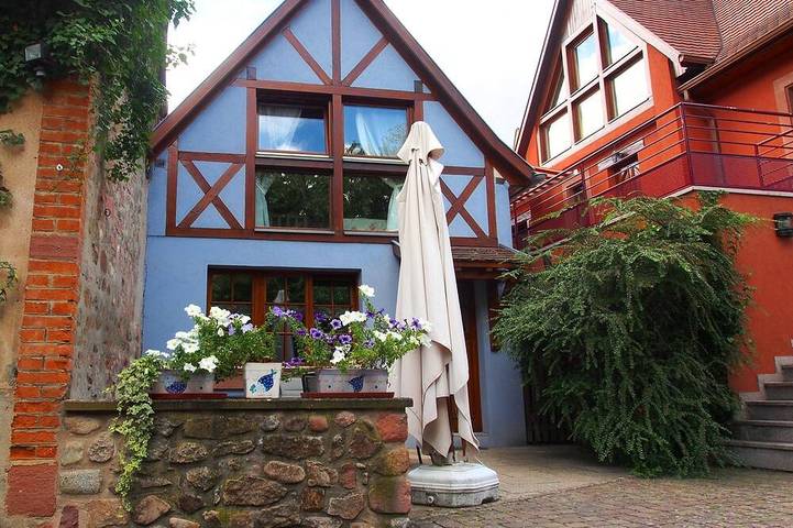 Location de vacances pour 4 personnes, avec Terrasse ainsi que Jardin et Piscine à Ribeauvillé