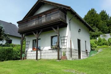 Chalet für 4 Personen, mit Garten im Thüringer Wald