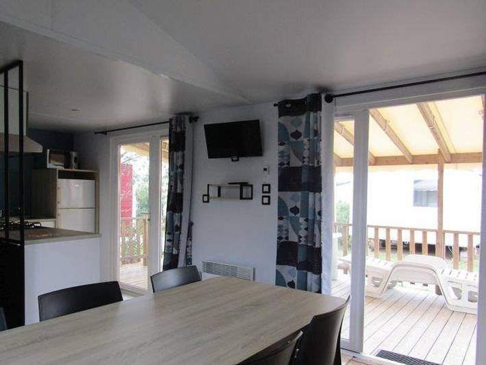 Camping pour 8 personnes, avec bassin pour enfant dans Saint-Cyprien-Plage - 3