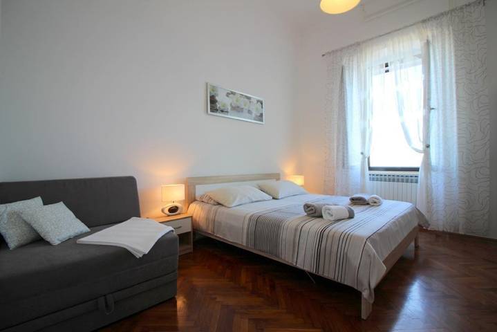 Ferienwohnung für 6 Personen, mit Terrasse in Poreč - 4