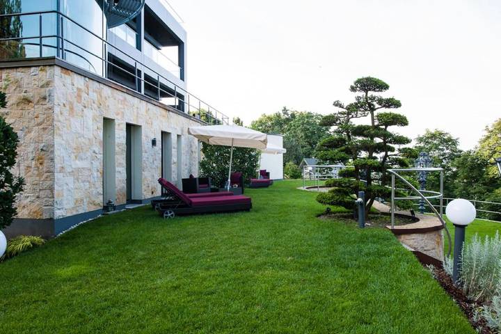 Ferienwohnung für 3 Personen, mit Sauna und Whirlpool sowie Garten und Pool in Loschwitz - 4