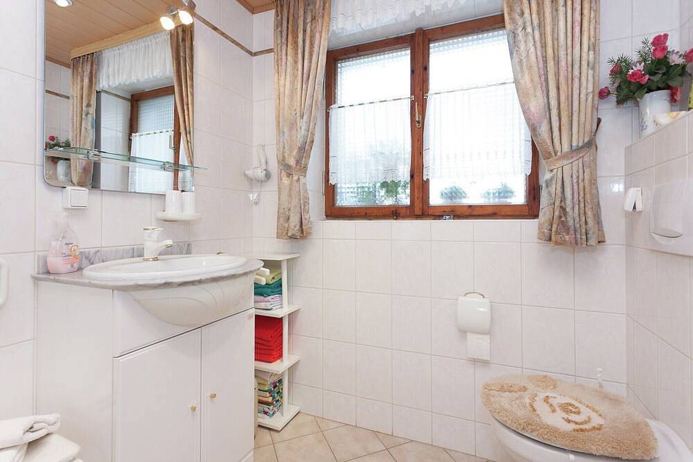 Ganze Wohnung, Ruhige Pärchenwohnung in Deesbach, Ostthüringen