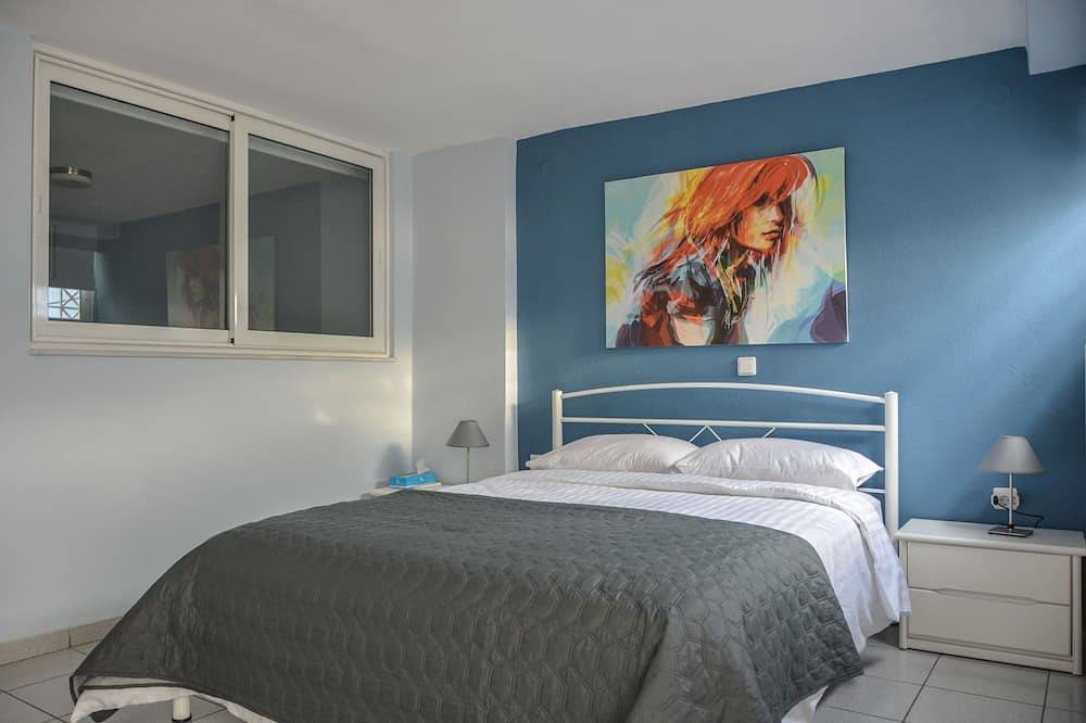 Istio, huis aan zee met prachtig uitzicht op zee in Kavala, Regio Kavala