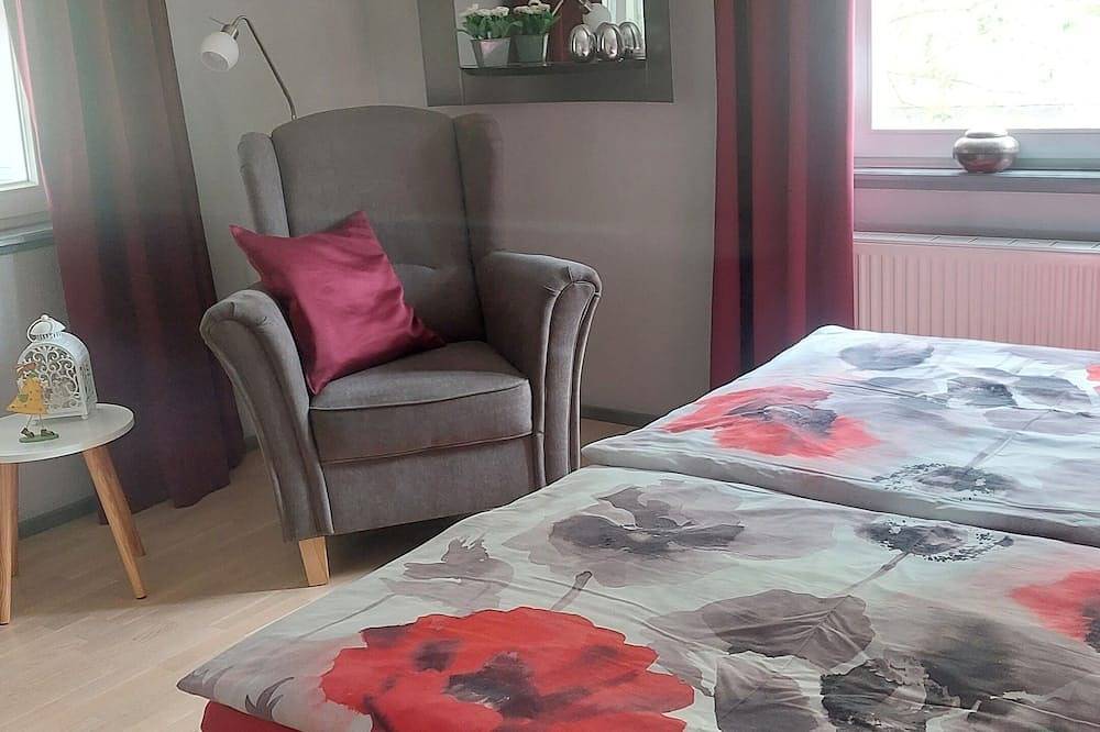 Ganze Wohnung, Traum's 3-Zimmer-Ferienwohnung im Herzen des Drei-Länder-Ecks in Heitersheim, Südschwarzwald