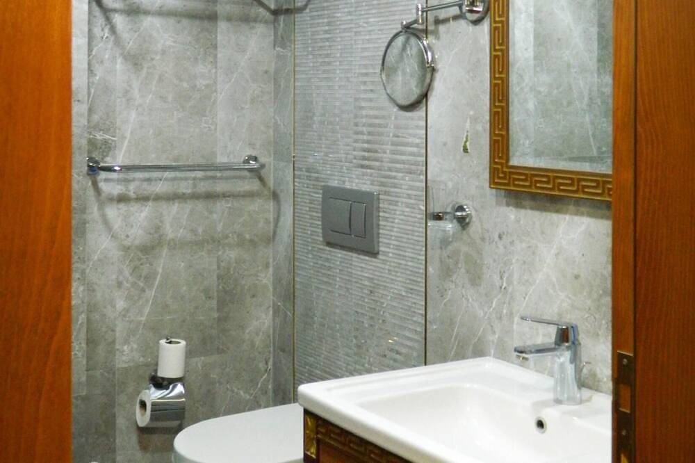 Appartamento intero, Modern & Central Flat | 1 Min to Metro | Daily Cleaning | Mb Residence in Şişli, Istanbul
