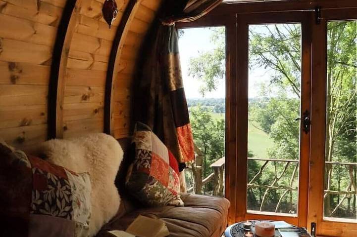 Warwickshire Woodland Glamping Cabin - Oak in Warwickshire