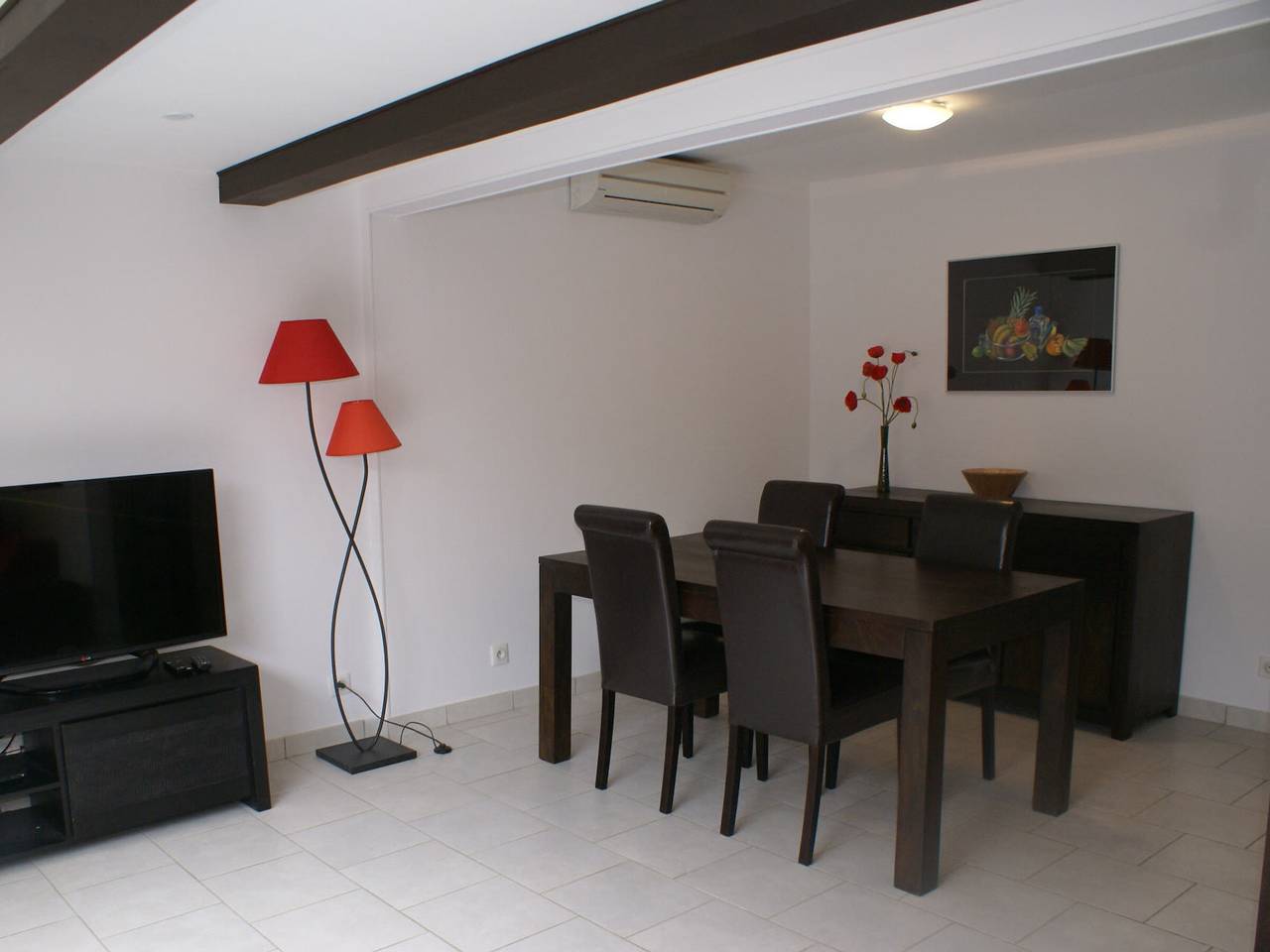 Charmante Villa Climatisée avec Terrasse et Parking Privé à Proximité du Club le Tantra in Cap d'Agde, Agde